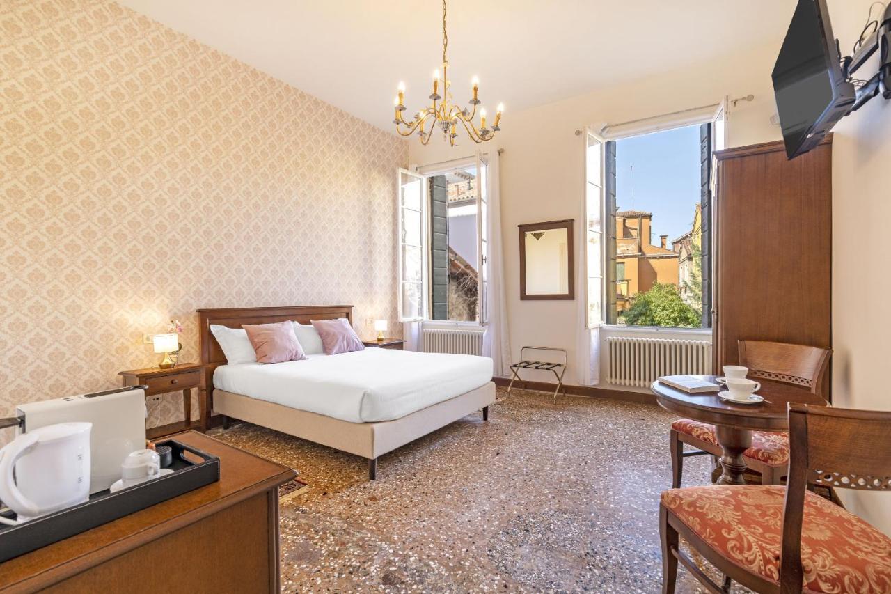 Residenza Centopietre - Dorsoduro By Wonderful Italy Venesia Bagian luar foto