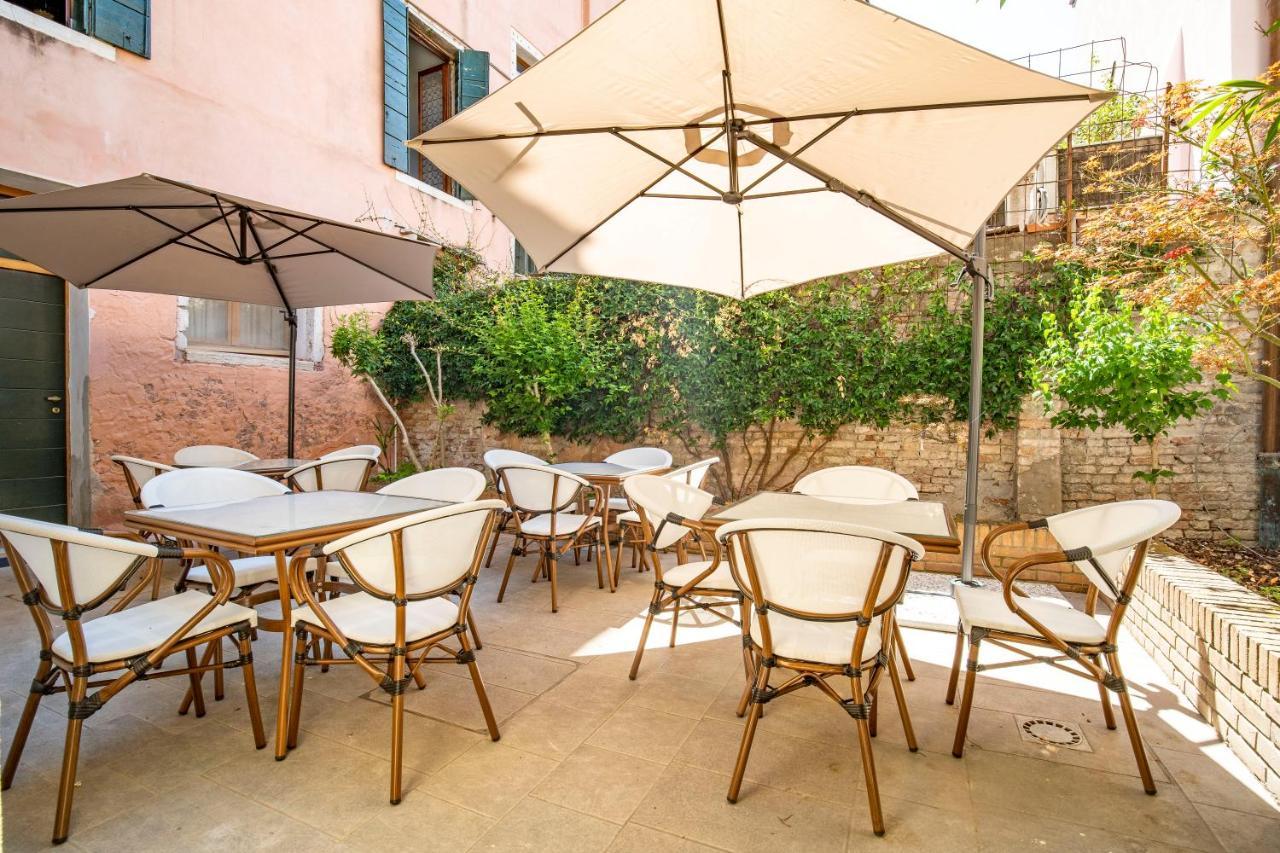 Residenza Centopietre - Dorsoduro By Wonderful Italy Venesia Bagian luar foto